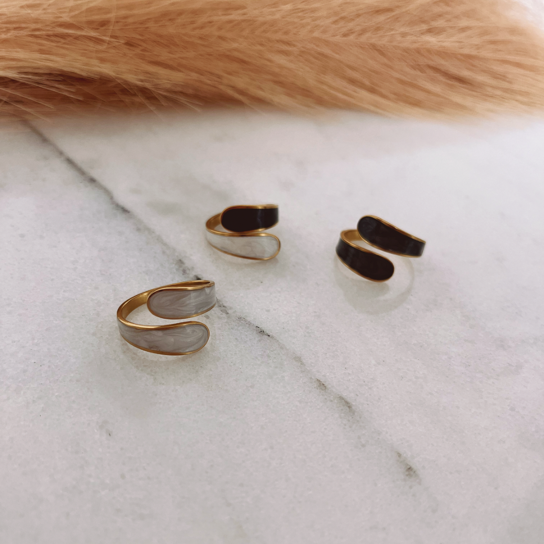 Iza ring