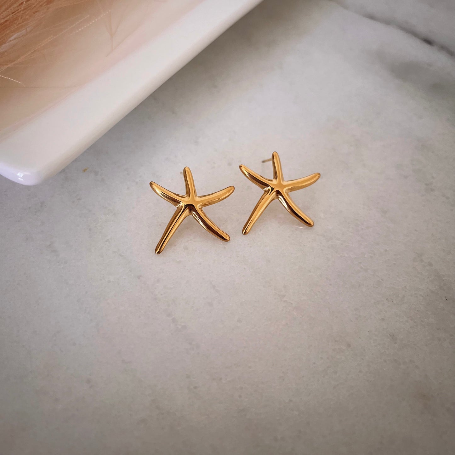 Starfish studs
