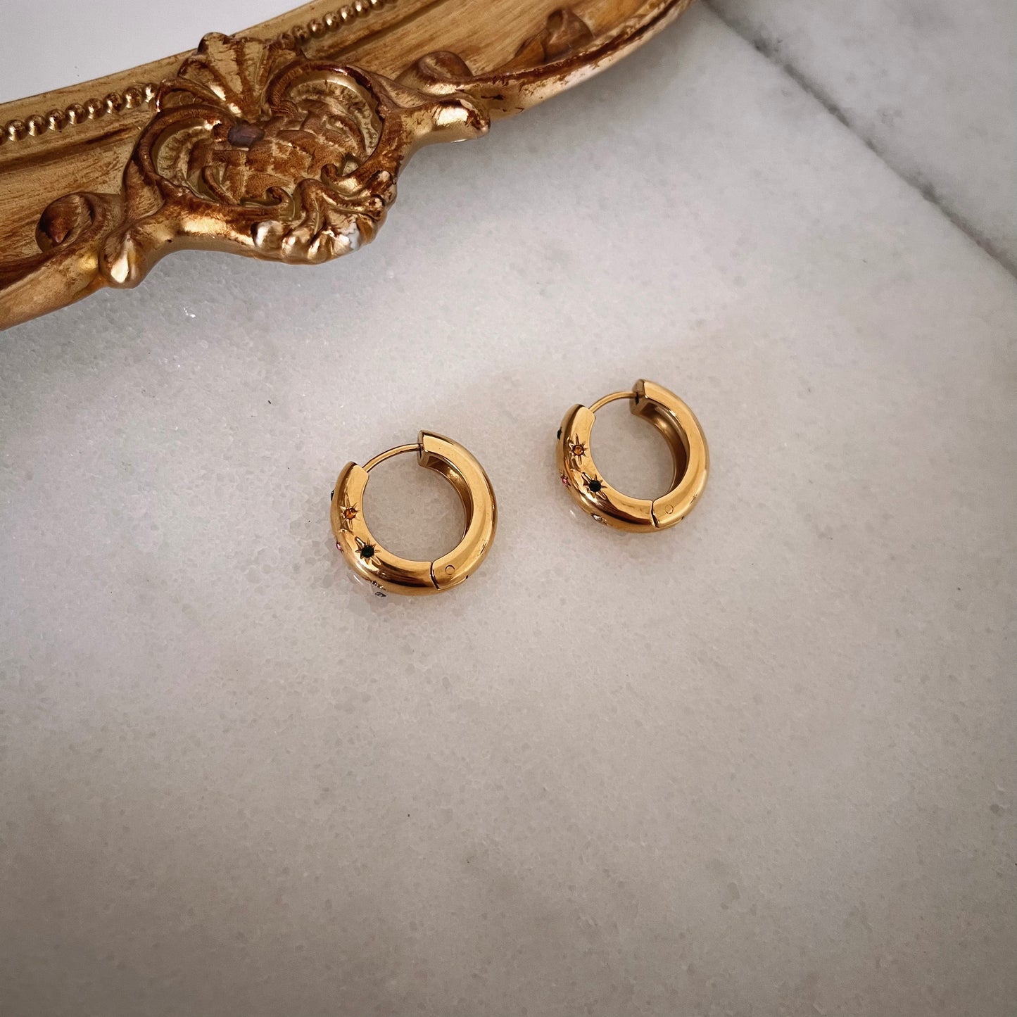 Sparkling hoops