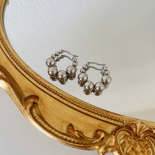 Celia hoops