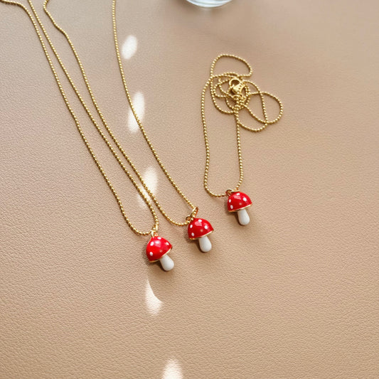 Mini mushroom necklace