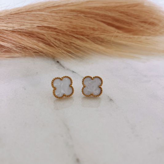 Clover earrings| White