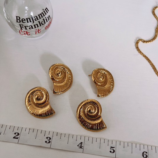 Caracol earrings