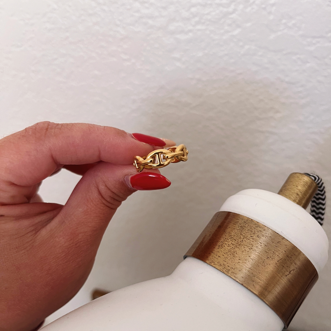 GGs golden ring