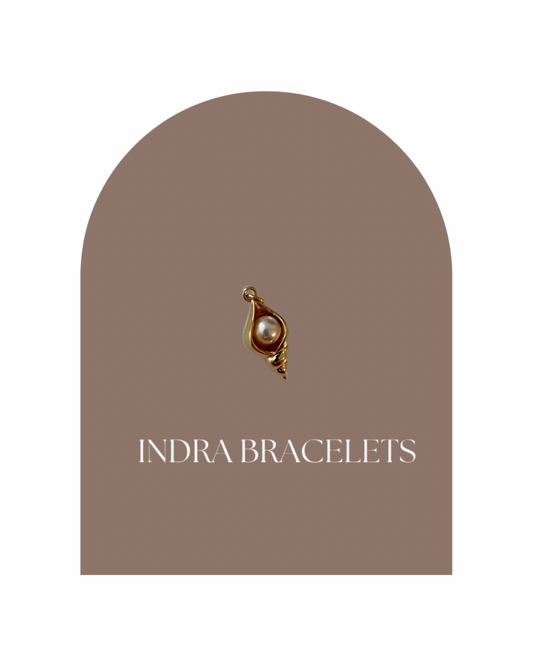 Shell & pearl charm