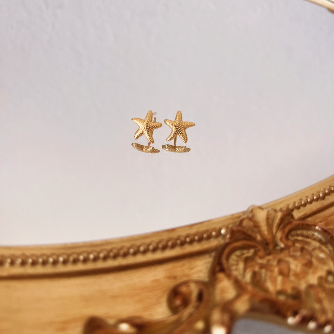 Starfish studs