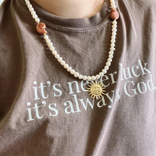 Buyé necklace