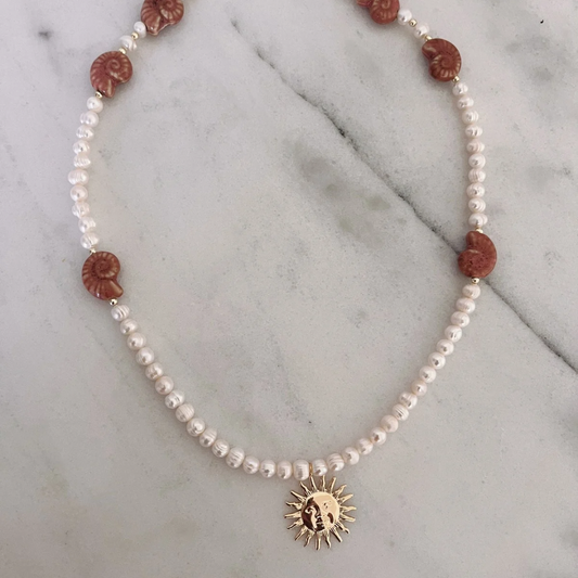Buyé necklace
