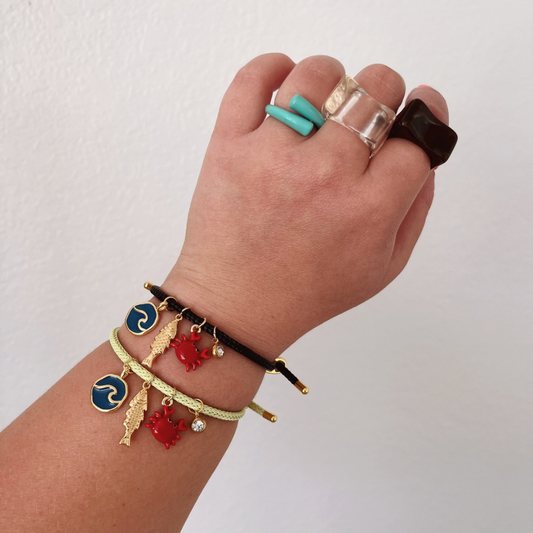 Playera bracelet