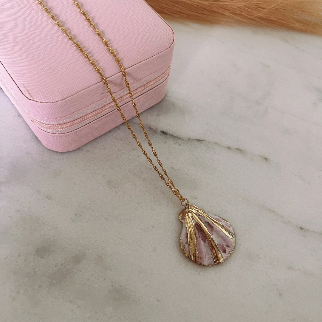 Caracol necklace